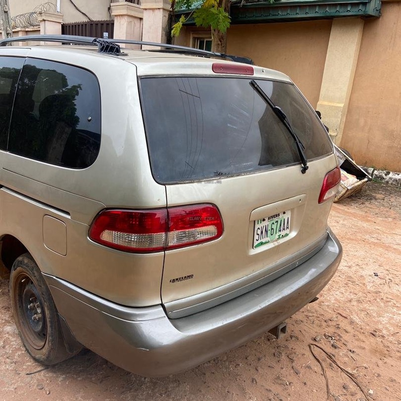 Toyota Sienna 2002 for Sale In Anambra image