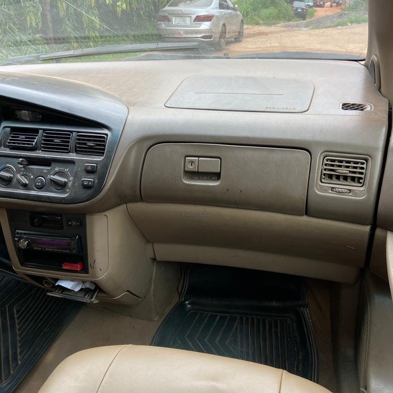 Toyota Sienna 2002 for Sale In Anambra image