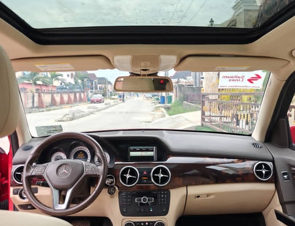 Awoof deal  Mercedes Benz glk 350 2015  Foreign used(Tokunbo)