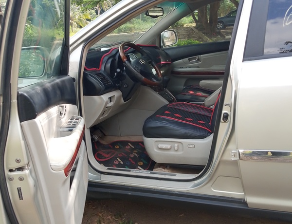 RX 330 2005  In Ibadan
