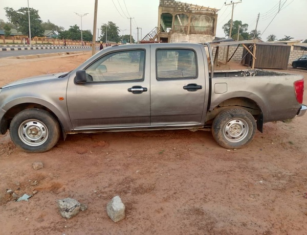 Nigerian Used Wingle pickup, 2012 model for sale in Abuja