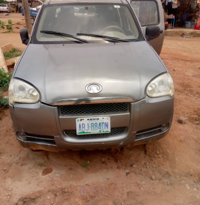 Nigerian Used Wingle pickup, 2012 model for sale in Abuja image