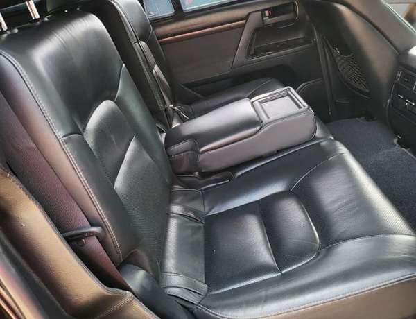 2018 model Toyota Land cruiser (Bullet Proof)