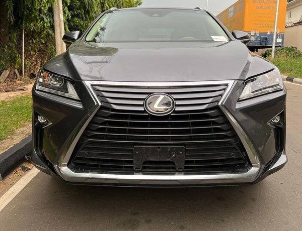 EXTREMELY CLEAN 2018 FOREIGN USED LEXUS RX350 IN ABUJA