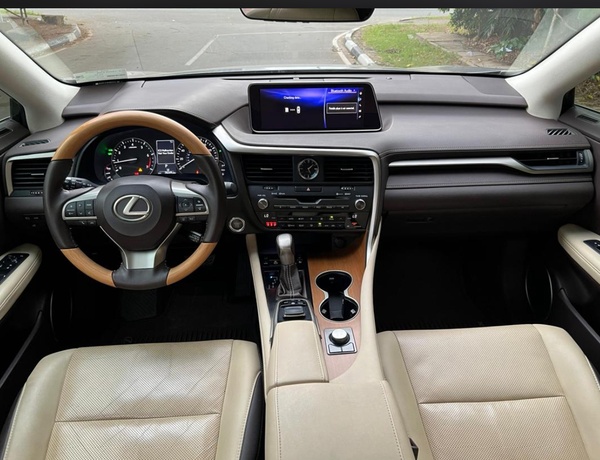 EXTREMELY CLEAN 2018 FOREIGN USED LEXUS RX350 IN ABUJA
