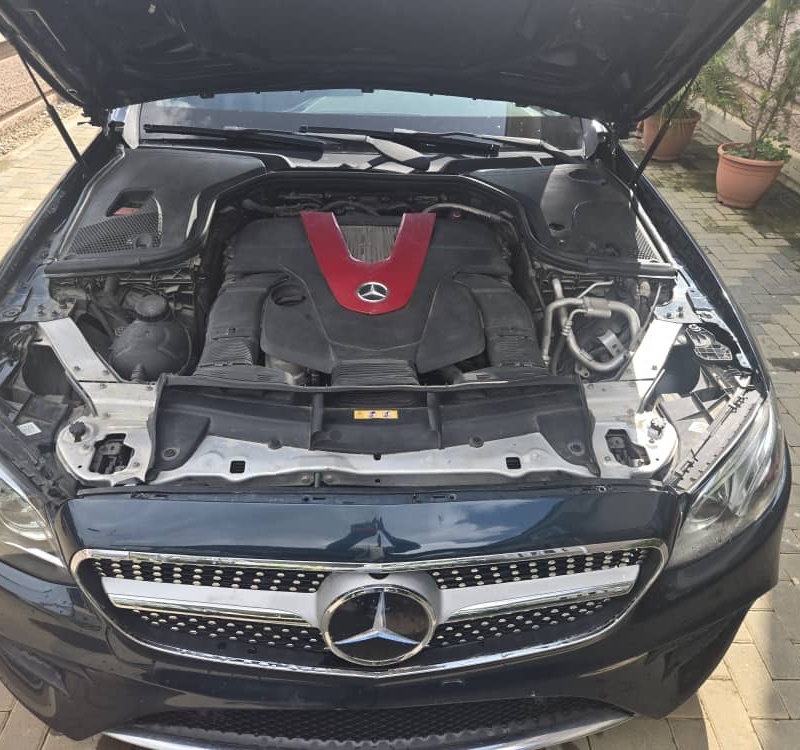 EXTREMELY CLEAN 2018 FOREIGN USED MERCEDES BENZ E43 AMG!!! image