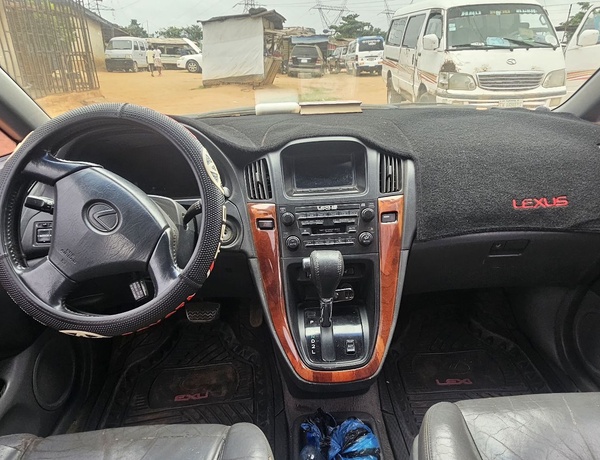 Lexus Rx300 for Sale In Lagos