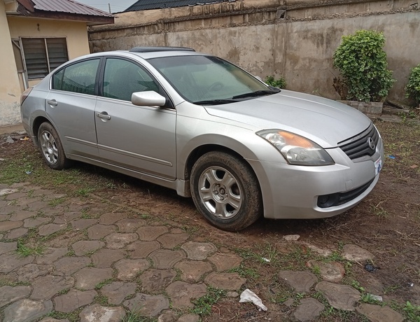 Neatly used Nissan Altima 2009 In Oyo Ibadan