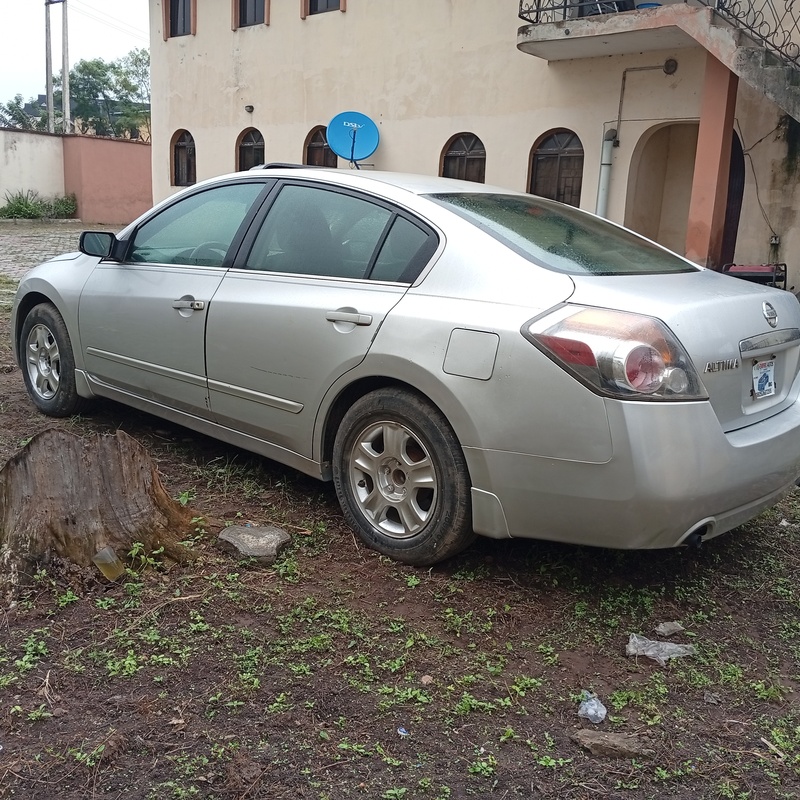 Neatly used Nissan Altima 2009 In Oyo Ibadan image