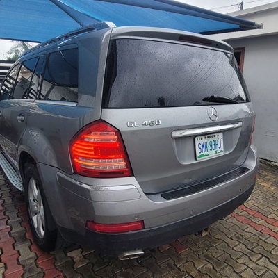 Mercedes Benz GL450 for sale 2010 model