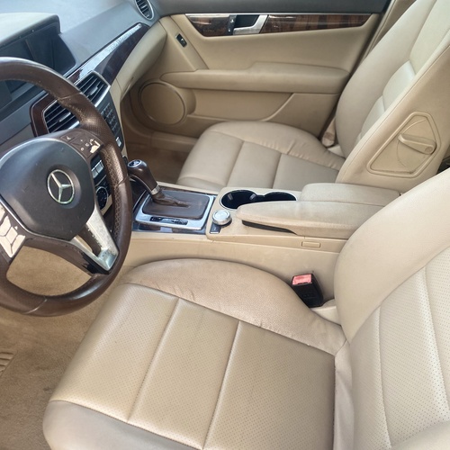  Foreign Used Mercedes Benz E250 2014 for Sell in Alimosho,Lagos