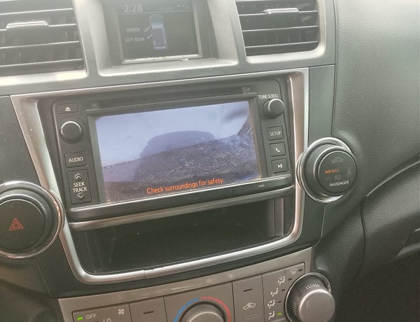 FOREIGN USED TOYOTA HIGHLANDER 2013 FOR SALE  IN LAGOS