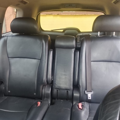 FOREIGN USED TOYOTA HIGHLANDER 2013 FOR SALE  IN LAGOS