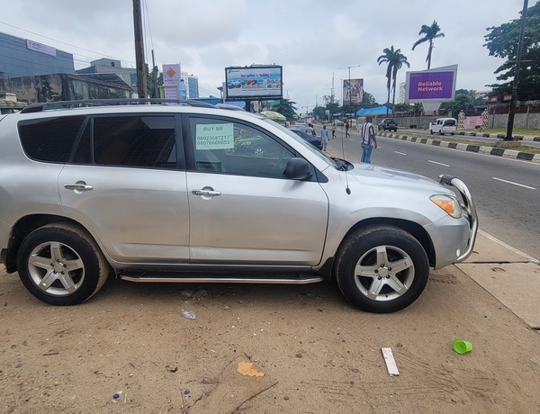 Toyota Rav4 (2008) in Lagos