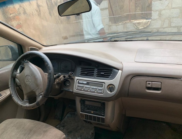 Toyota Sienna 2002 In Abuja