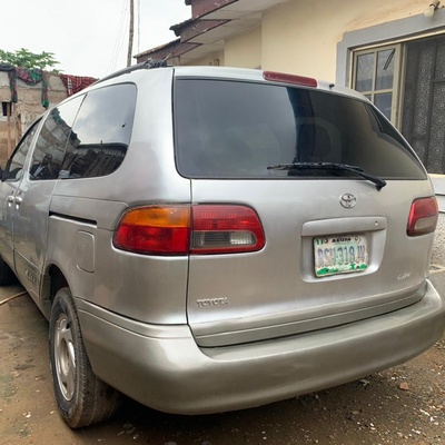 Toyota Sienna 2002 In Abuja