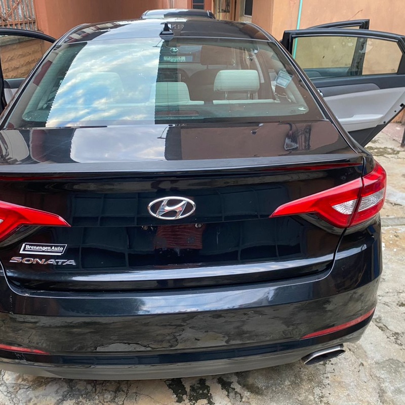 Hyundai Sonata 2015 In Gbagada, Lagos image