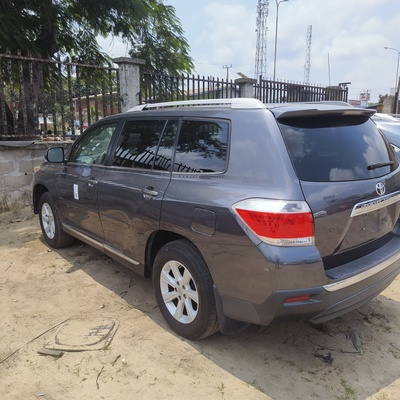 Tokunbo 2012 Toyota Highlander LE