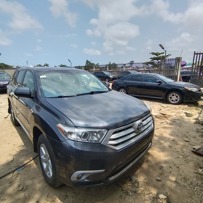 Tokunbo 2012 Toyota Highlander LE
