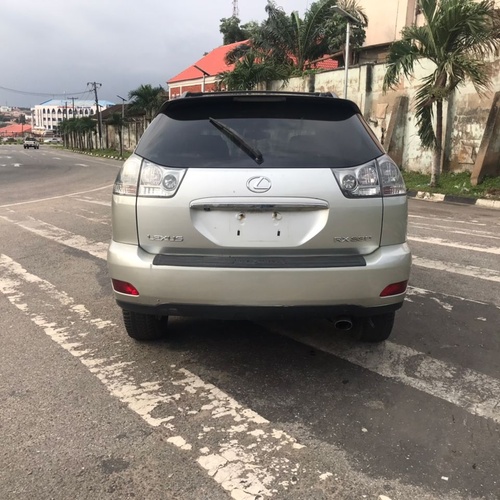Foreign used Lexus RX330 * 2004 * For sale in Lagos