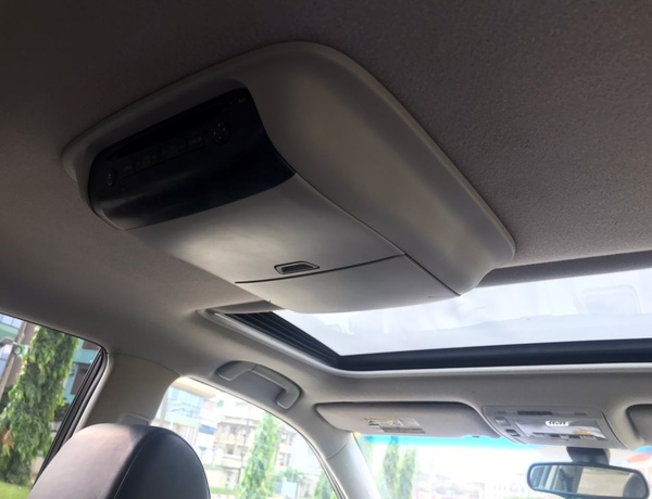 Foreign used Lexus RX330 * 2004 * For sale in Lagos