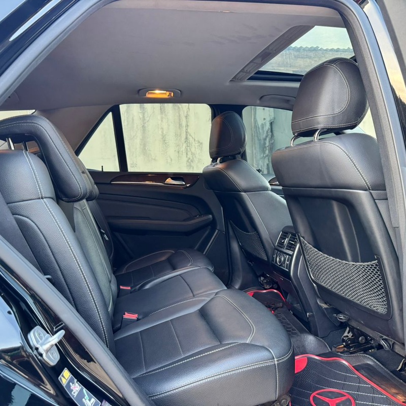 Mercedes-Benz ML350 2013 model image