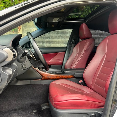 2014 Lexus is350 fsport In Lekki. Lagos