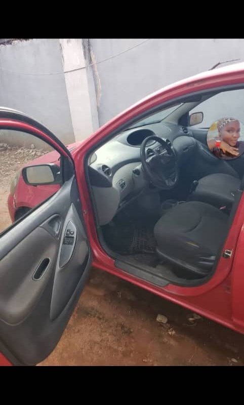 Toyota Yaris 2003 model In Benin image