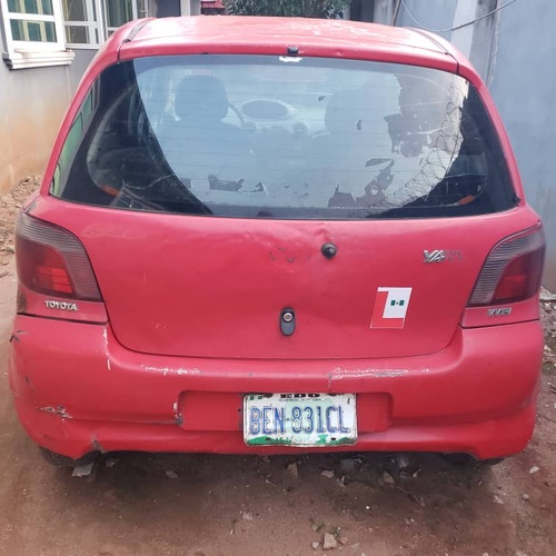 Toyota Yaris 2003 model In Benin