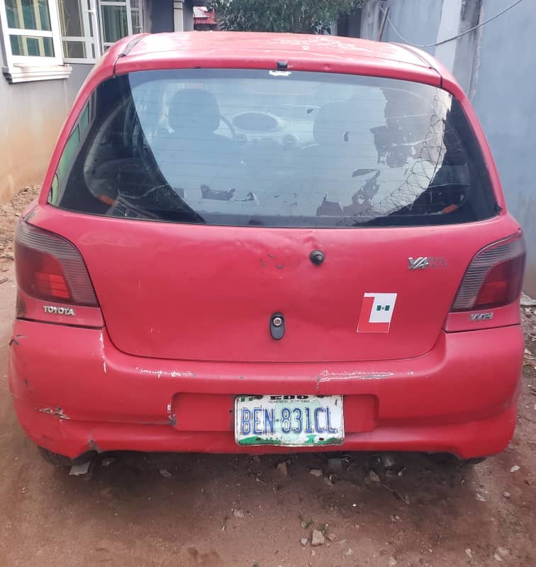 Toyota Yaris 2003 model In Benin image