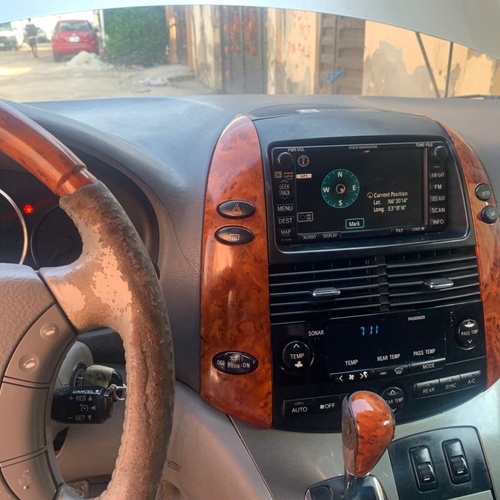 Toyota Sienna 2008 In Okota,Lagos.