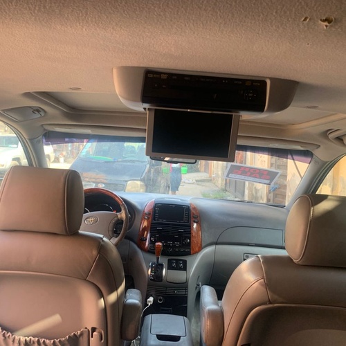 Toyota Sienna 2008 In Okota,Lagos.