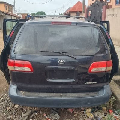 Toyota Sienna 2003 In Ijegun,Lagos