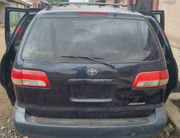 Toyota Sienna 2003 In Ijegun,Lagos