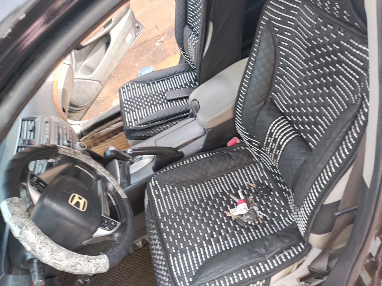 Car Image 4