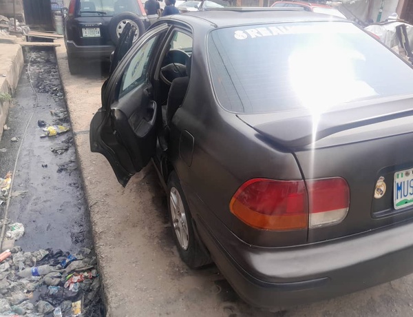Honda Civic  1998 model In Lagos Mainland