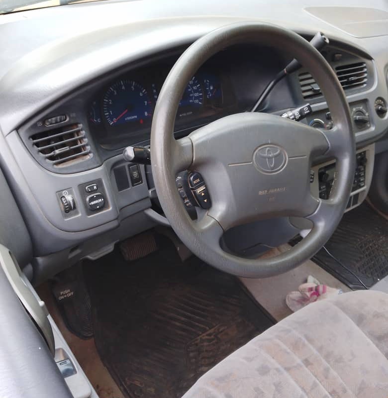 Toyota Sienna 2001 In Ejigbo,Lagos. image