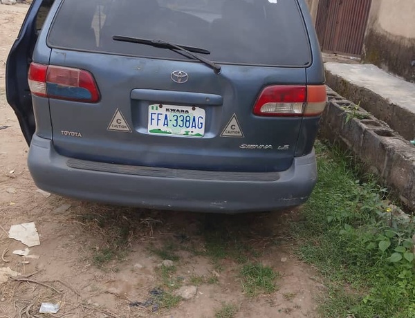 Toyota Sienna 2001 In Ejigbo,Lagos.