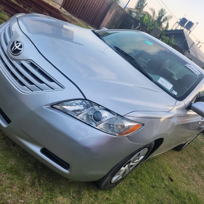 2007 Toyota Camry LE  Sedan Silver In Port Harcourt, Rivers