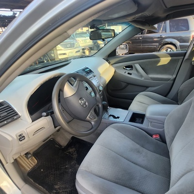 2007 Toyota Camry LE  Sedan Silver In Port Harcourt, Rivers