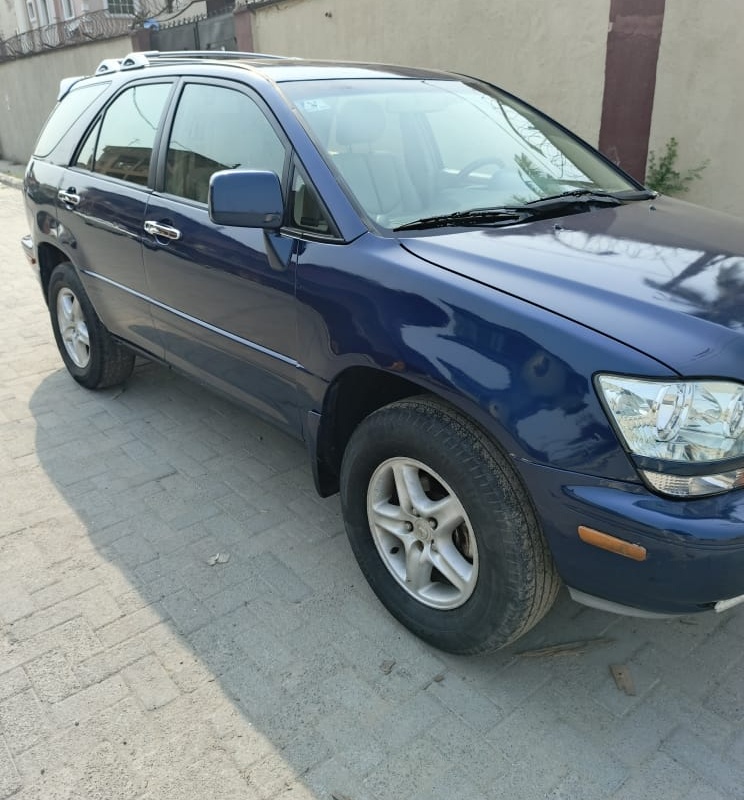 Lexus Rx300 (2000) for sale in Agoo Okota, Lagos State image