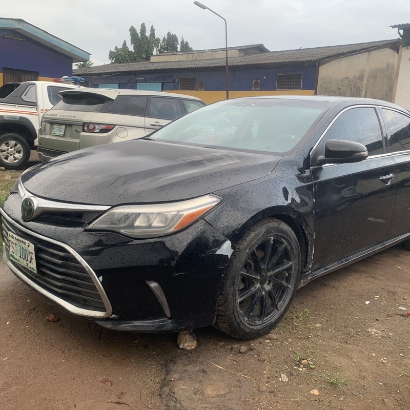 Toyota Avalon image