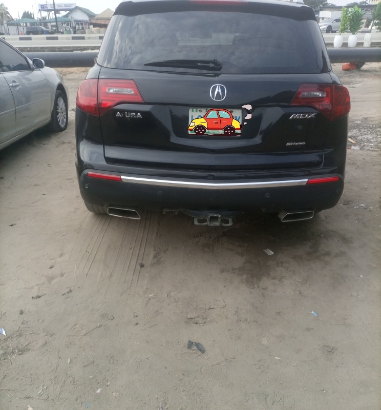 Acura MDX image