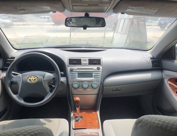 2009 Toyota Camry LE For Sale In Ajah Lagos