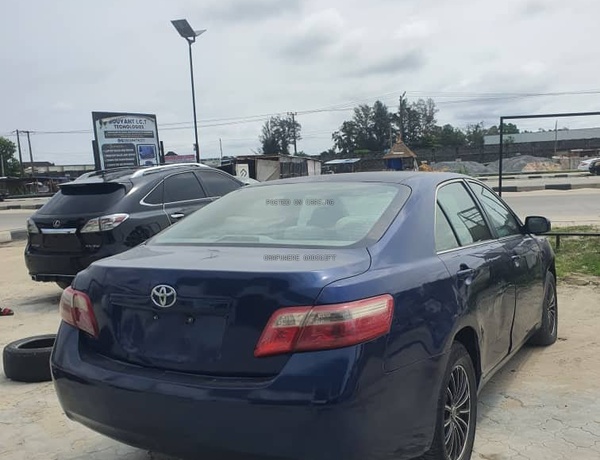 2009 Toyota Camry LE For Sale In Ajah Lagos