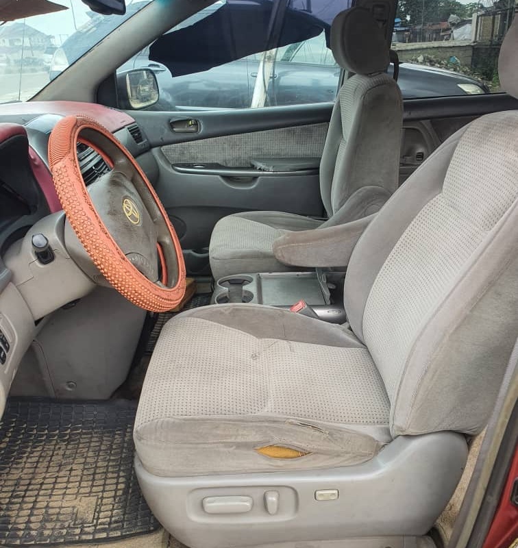 Awoof Toyota Sienna 2007  In Lagos image