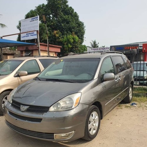 Toyota  Sienna XLE 2005 for Sale In Lagos