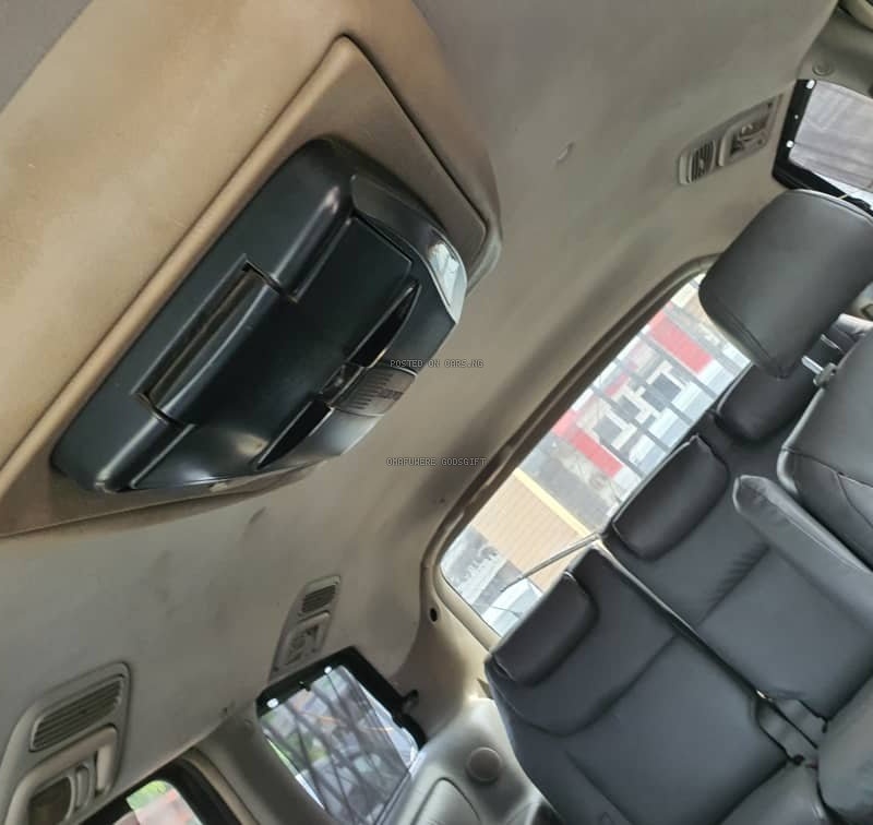 Toyota  Sienna XLE 2005 for Sale In Lagos image