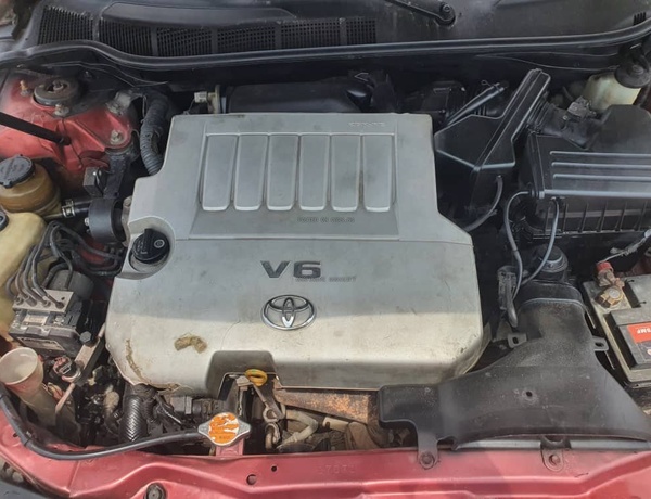 Registered 2010 Toyota Camry LE in Ibeju Lekki Lagos