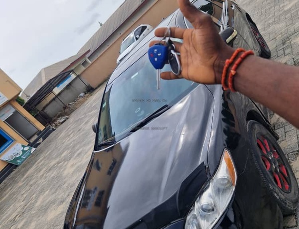 2008 Toyota Camry for Sale In Lagos